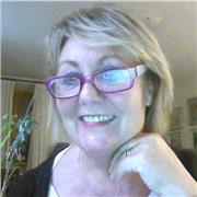 docente madre lingua francese impartisce lezione ogni livello- preparazione DELF B1-B2